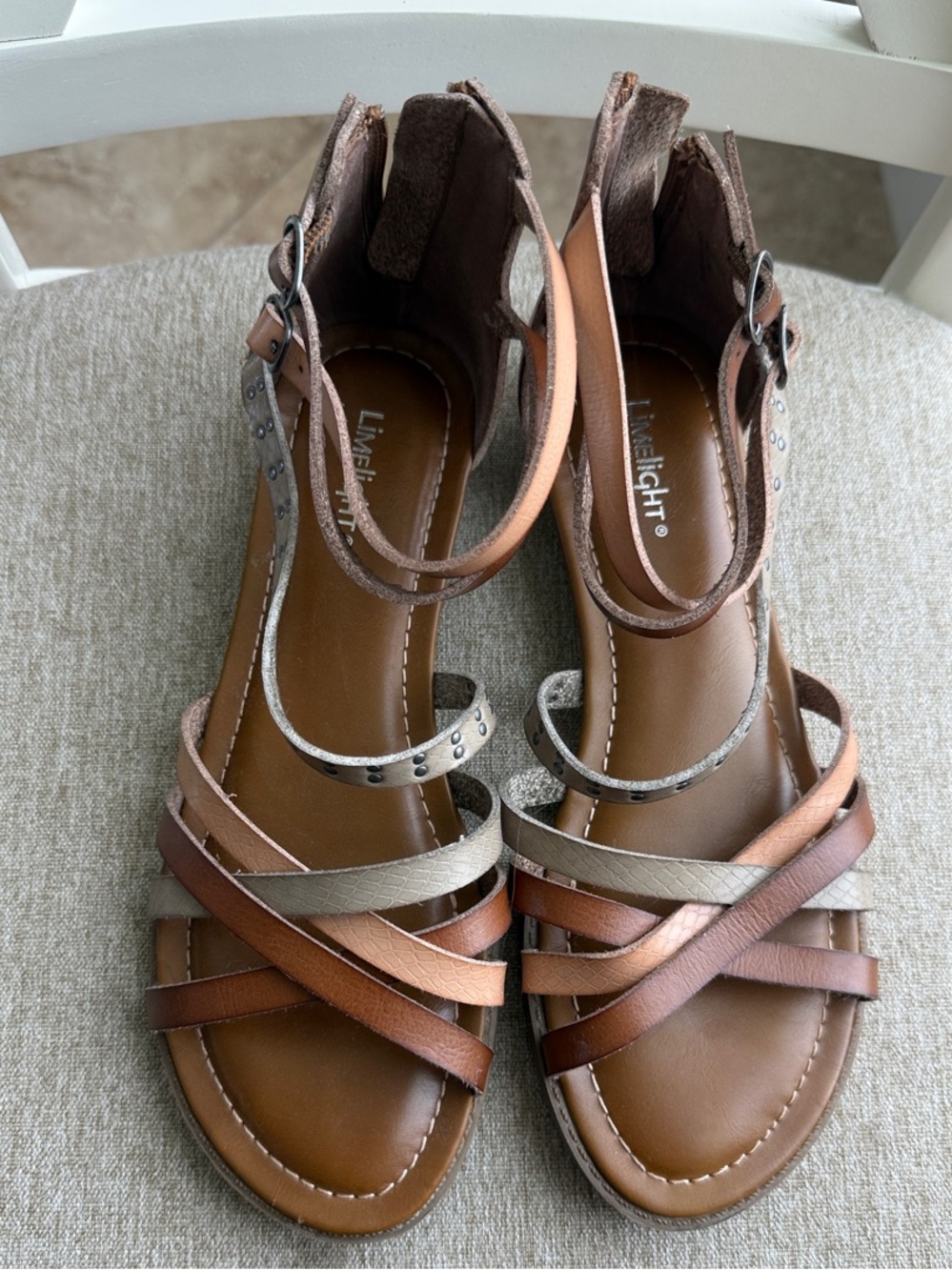 Women’s Natural Color Multi-Strap Back Zip Sandals Women’s 7.5